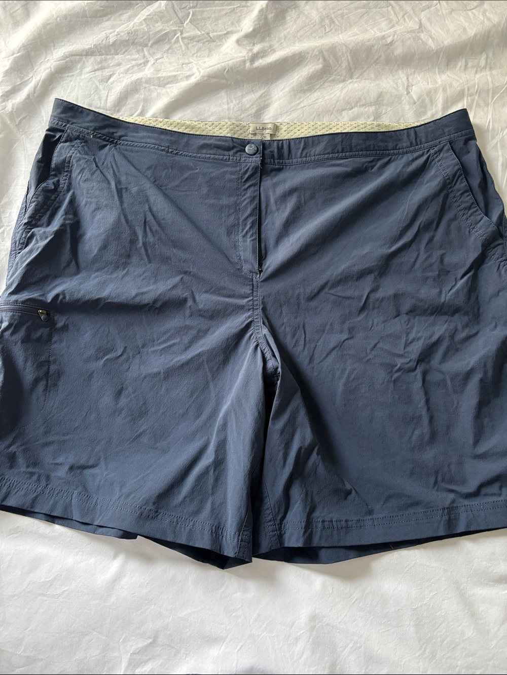 LL Bean Quick-Dry Solid Navy Shorts